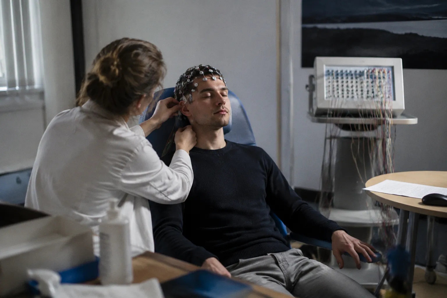 Étude EEG sous hypnose : points clés à préparer