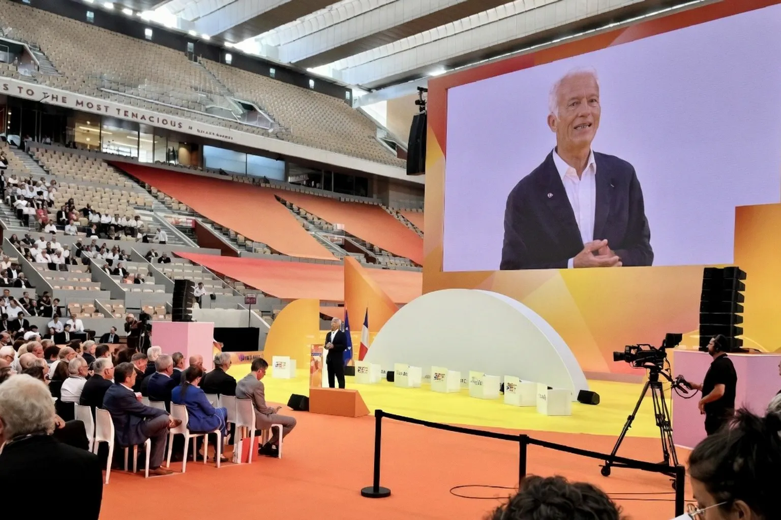 Management et formation : comment le Medef redéfinit les standards de votre pratique